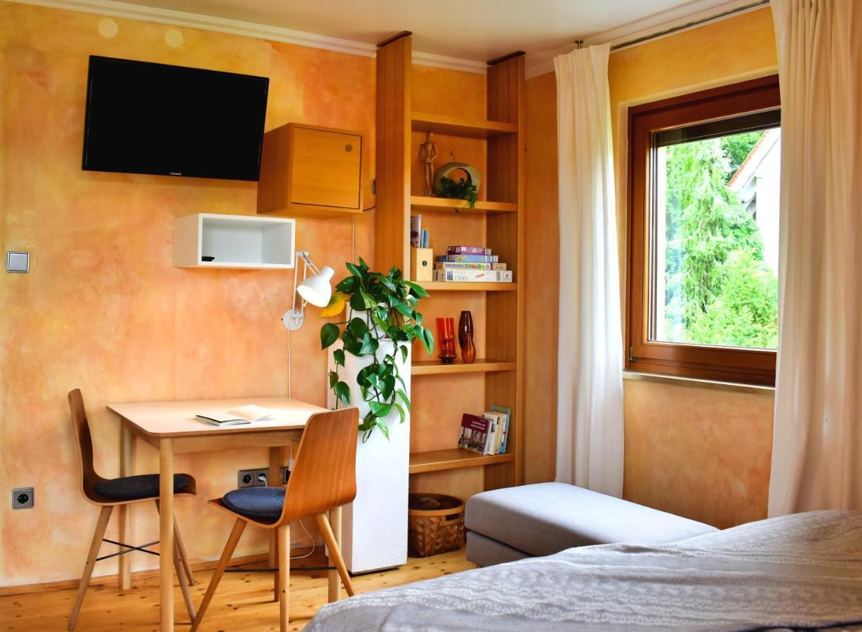 Mediterran-Skandinavisch - Outdoorwhirlpool Ganzjaehrig Burgthann Екстериор снимка